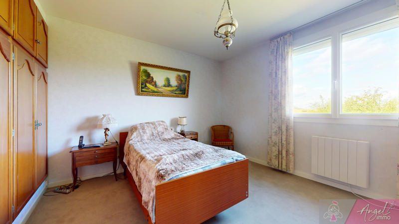 Maison - 95 m² - 5 pièces