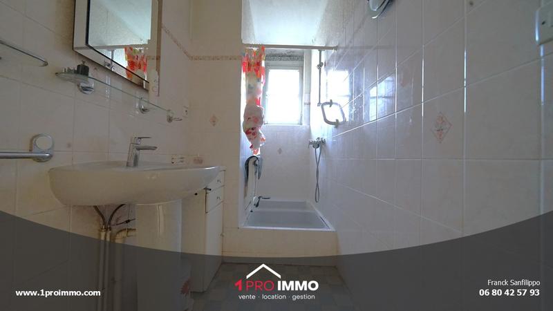 Maison - 105 m² - 6 pièces