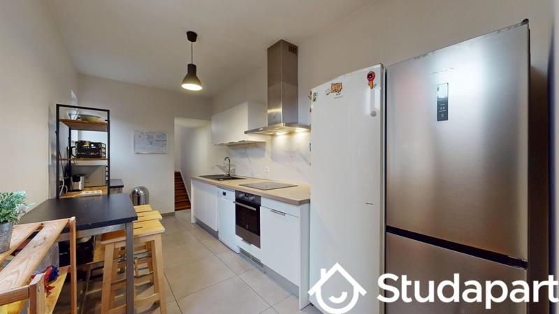 Chambre - 12 m² - 1 pièce