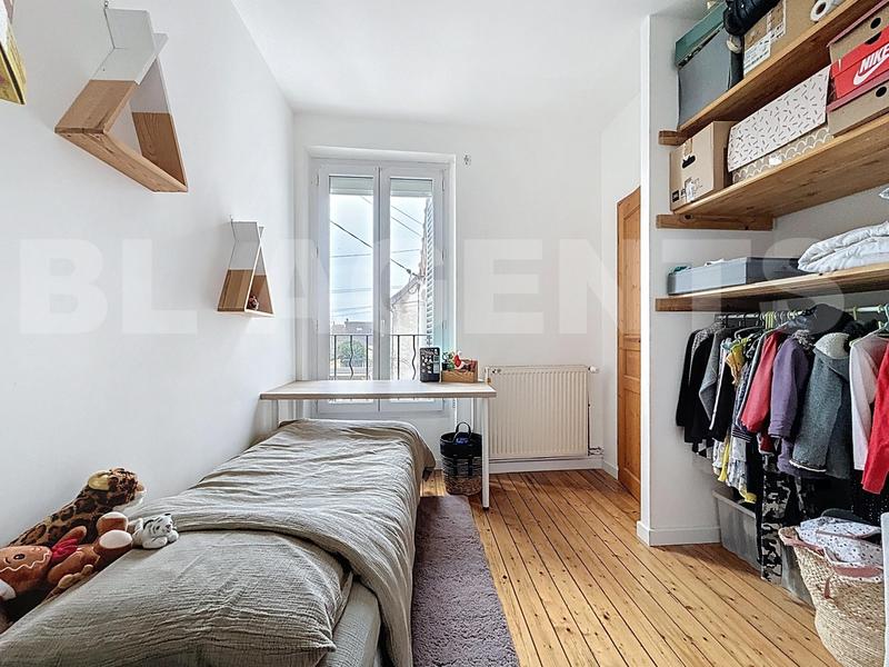 Maison - 84 m² - 4 pièces