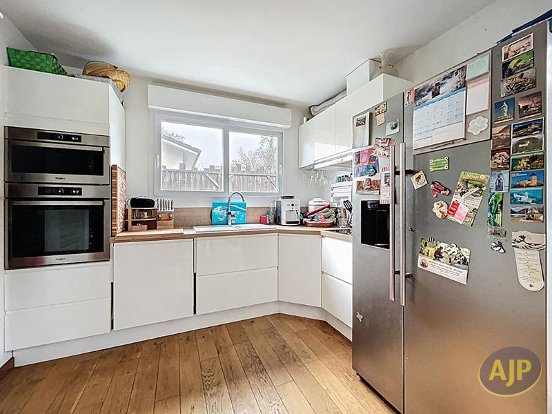 Maison - 151 m² - 6 pièces