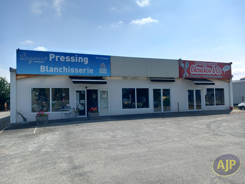 Local commercial - 60 m² - 2 pièces