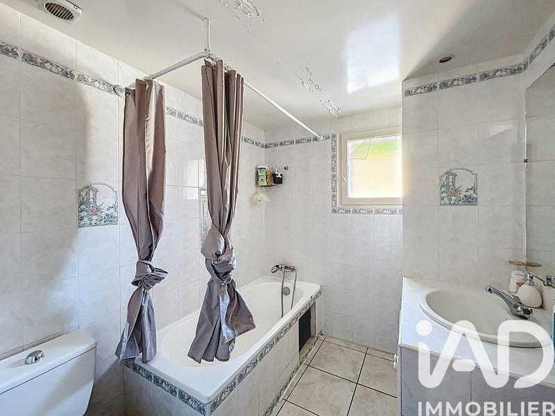 Maison de village - 82 m² - 4 pièces