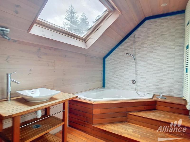 Villa - 164 m² - 6 pièces