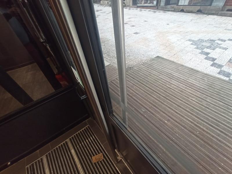 Local commercial - 320 m²