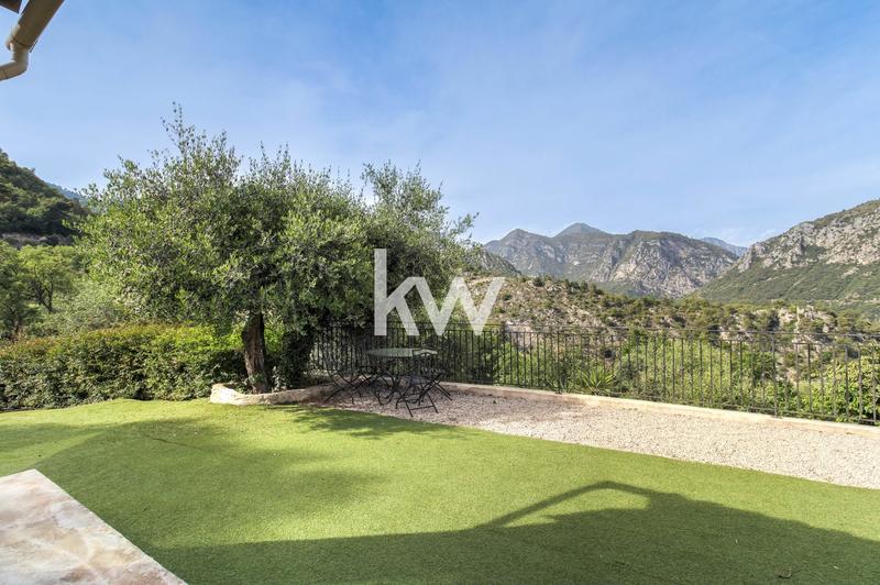 Maison - 167 m² - 5 pièces