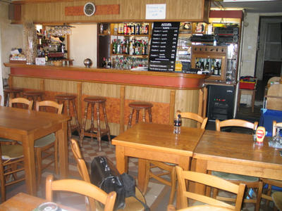 Maison - 475 m² - 8 pièces