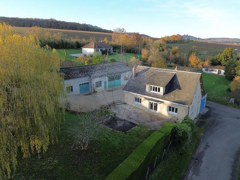 Maison - 316 m² - 14 pièces