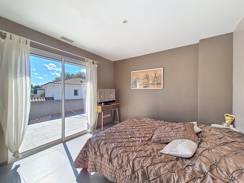 Villa - 150 m² - 5 pièces