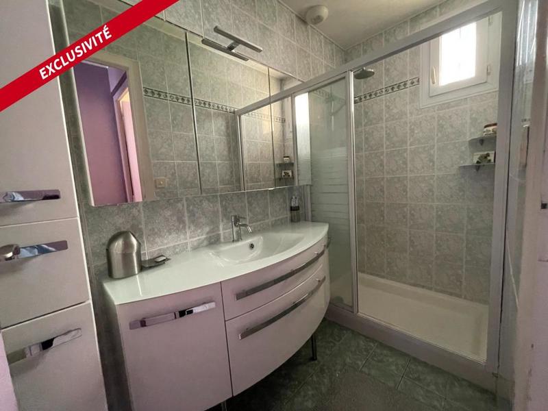 Maison traditionnelle - 90 m² - 4 pièces