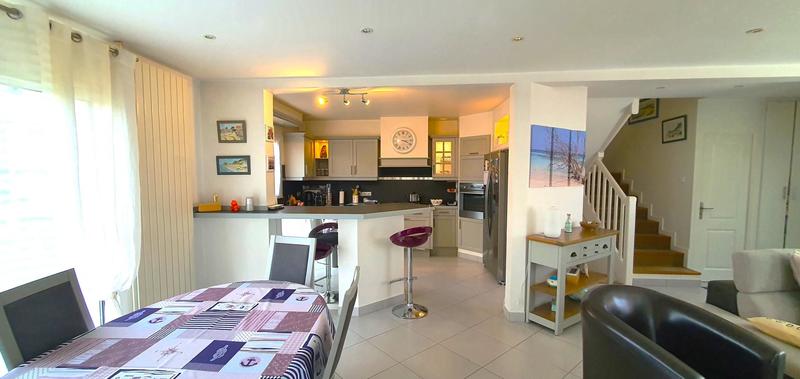 Pavillon - 160 m² - 6 pièces