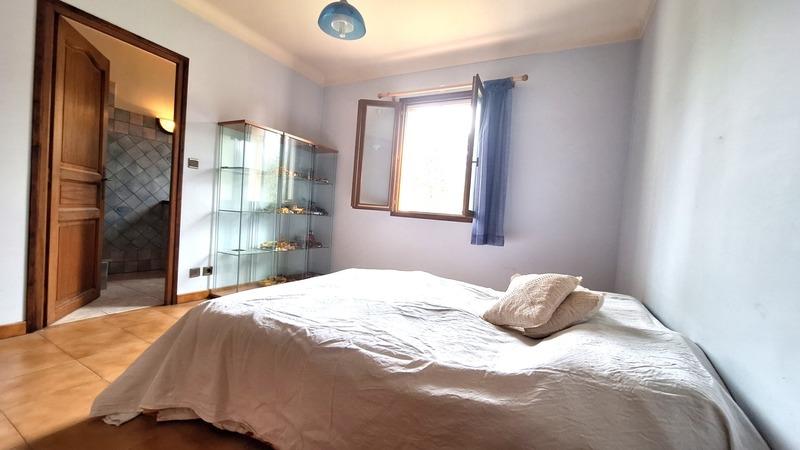 Maison - 175 m² - 6 pièces