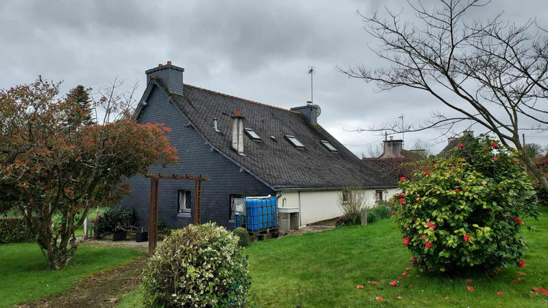 Maison - 122 m² - 6 pièces