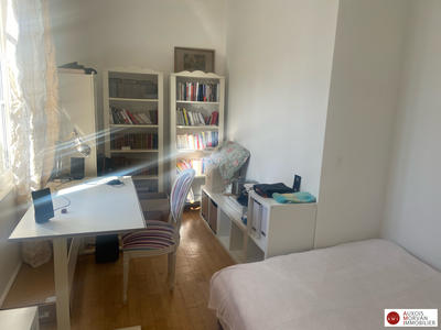 Maison - 208 m² - 12 pièces