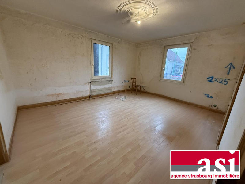 Maison - 137 m² - 7 pièces