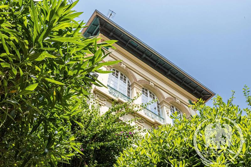 Appartement - 96 m² - 3 pièces