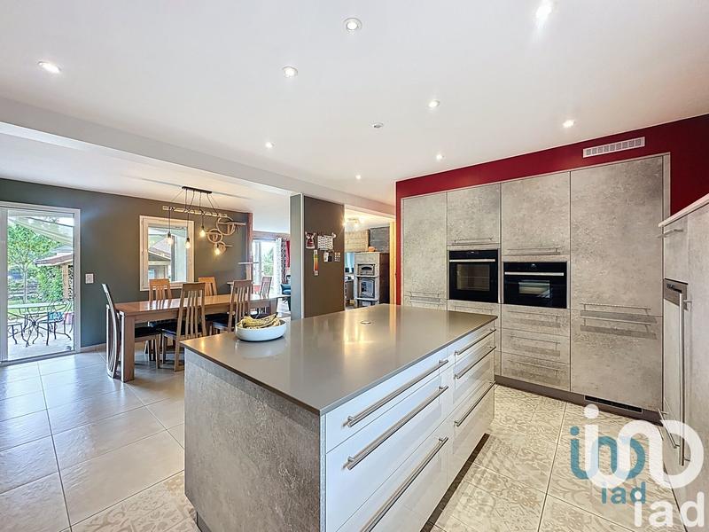 Maison de maîtres - 202 m² - 5 pièces