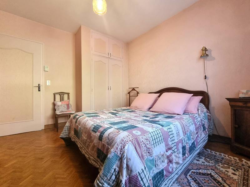 Maison traditionnelle - 137 m² - 5 pièces