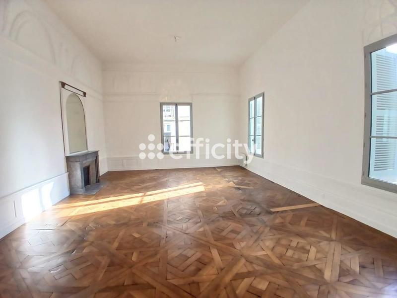 Appartement - 127 m² - 4 pièces