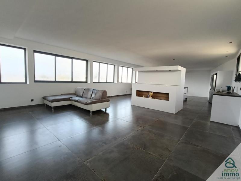 Propriété - 177 m² - 6 pièces