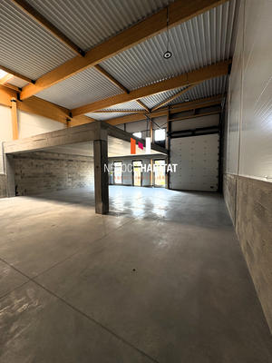 Entrepôt - 278 m²