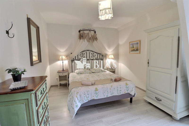 Maison ancienne - 290 m² - 12 pièces