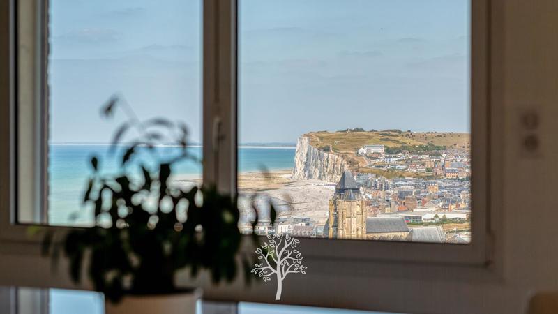 Maison - 278 m² - 7 pièces