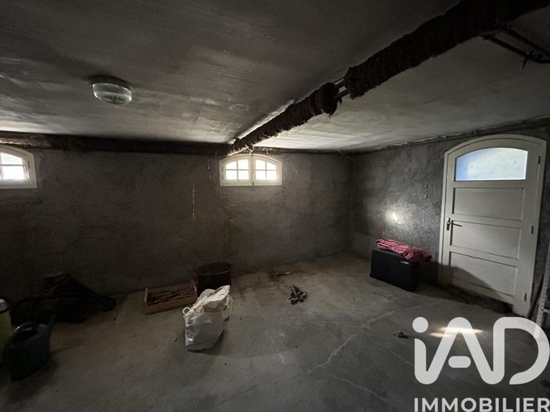 Maison - 183 m² - 9 pièces