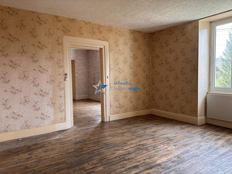 Maison ancienne - 272 m² - 10 pièces