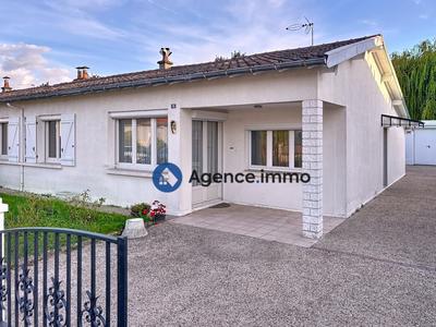 Maison - 93 m² - 4 pièces