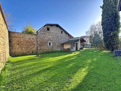 Maison - 185 m² - 7 pièces