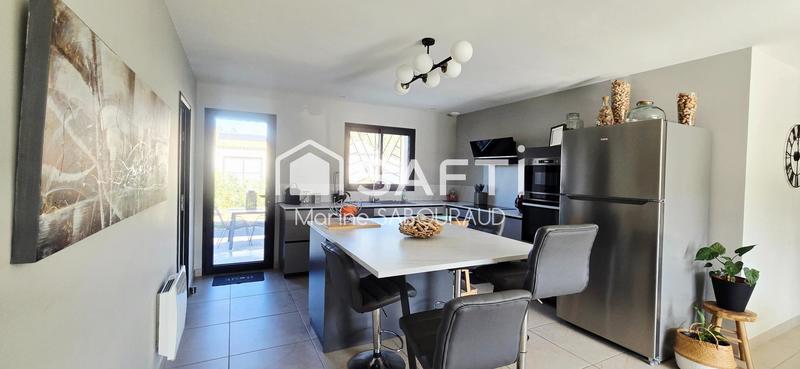 Maison - 90 m² - 4 pièces