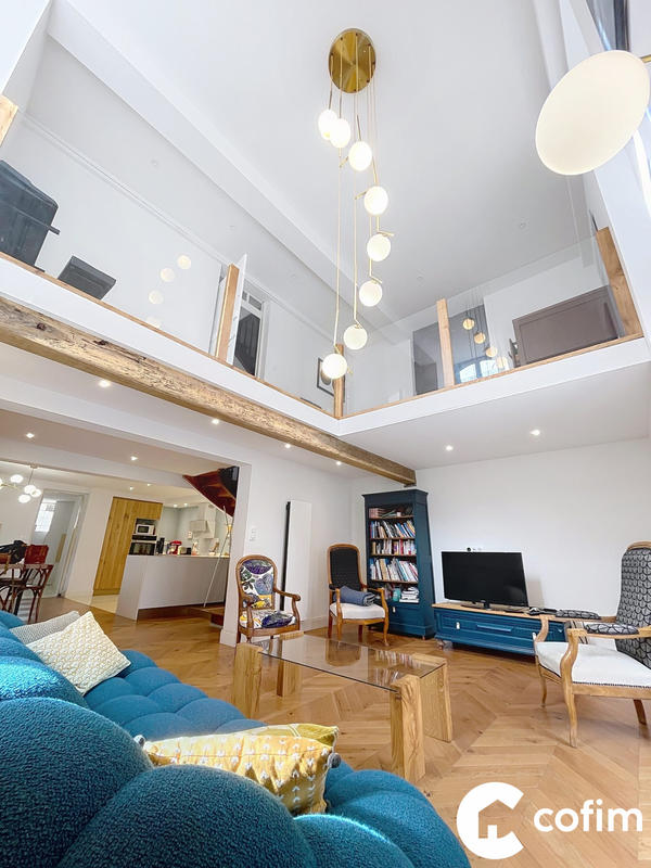 Maison ancienne - 165 m² - 7 pièces