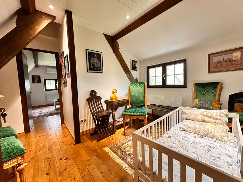 Maison - 204 m² - 6 pièces