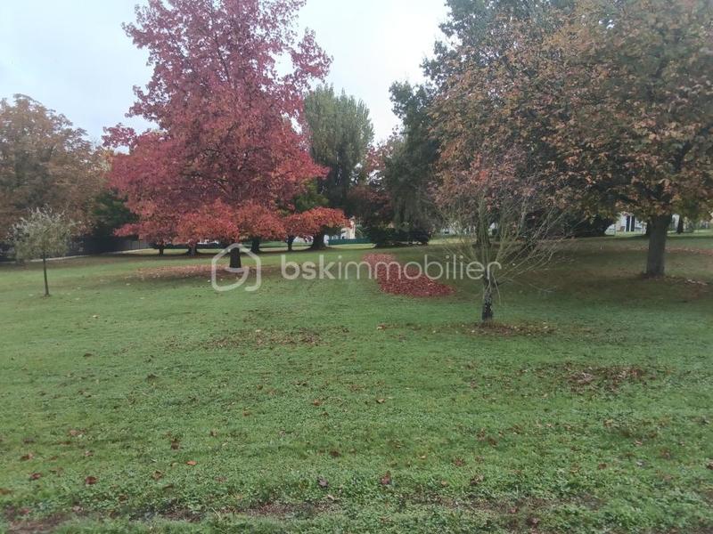 Terrain constructible - 2 817 m²