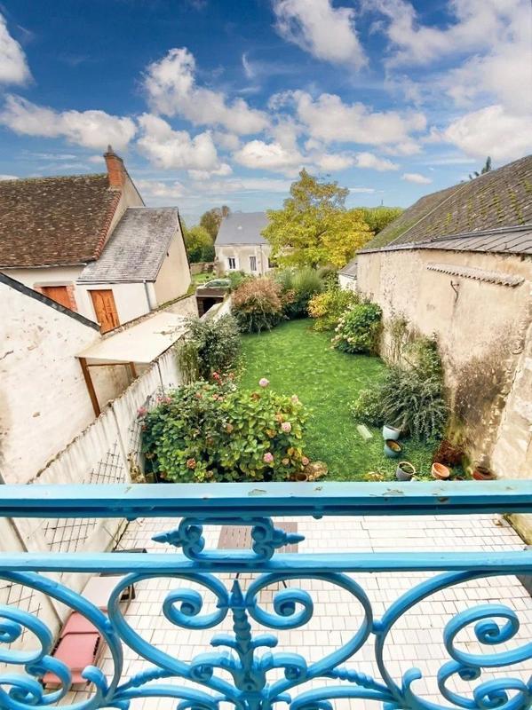 Maison - 343 m² - 12 pièces