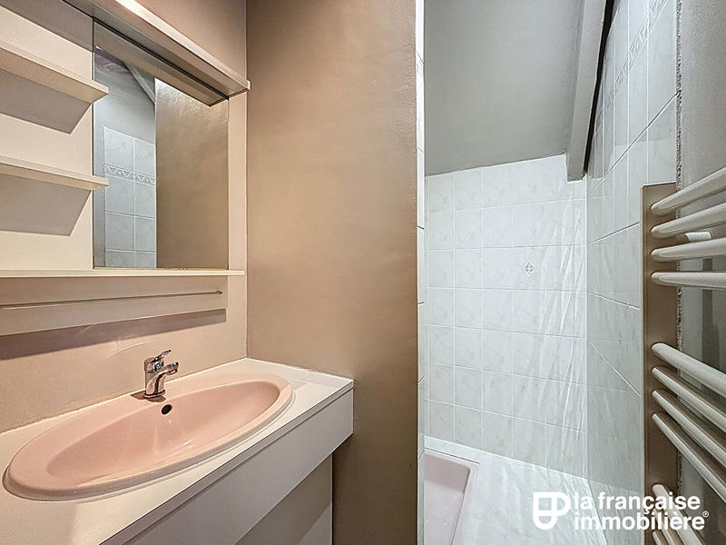 Appartement - 77 m² - 3 pièces