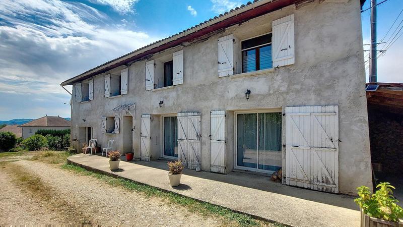 Maison - 196 m² - 7 pièces