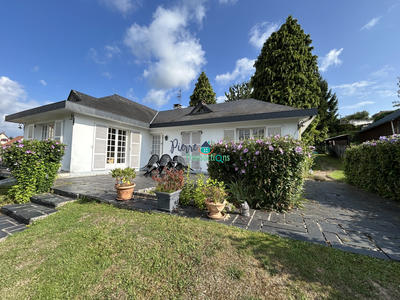 Maison - 104 m² - 4 pièces