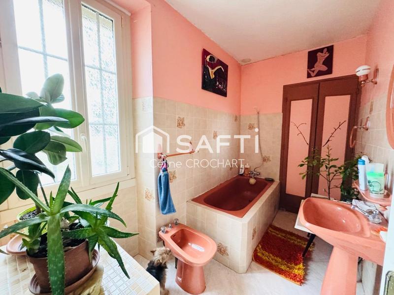 Maison - 152 m² - 8 pièces