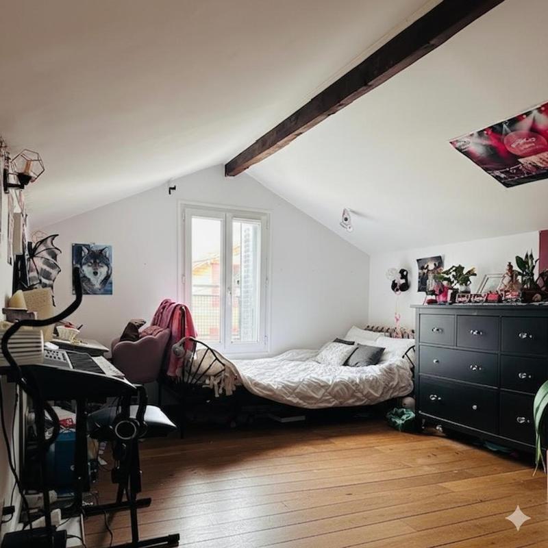 Maison - 104 m² - 5 pièces