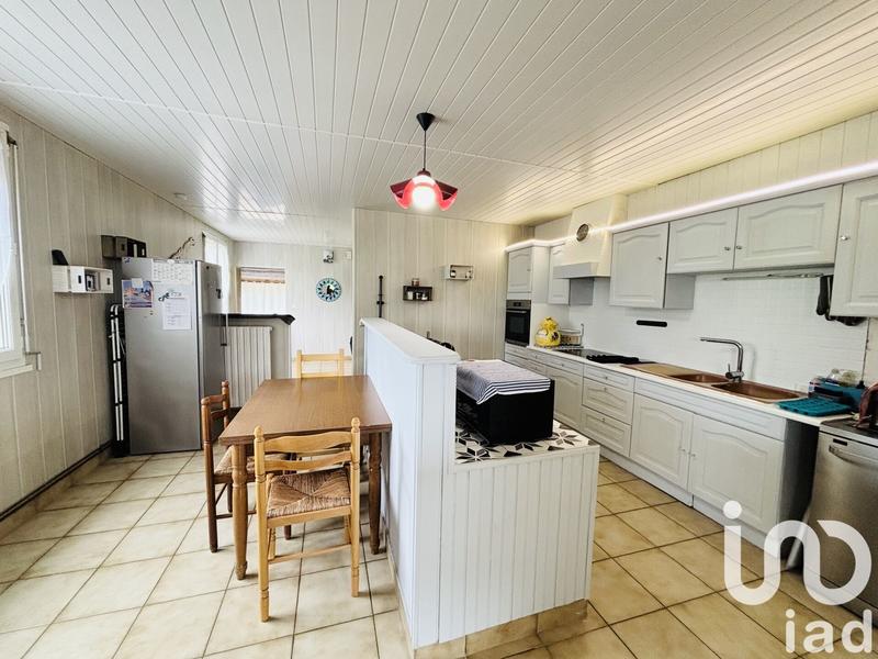 Maison - 210 m² - 7 pièces