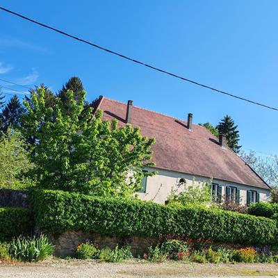 Maison - 241 m² - 8 pièces