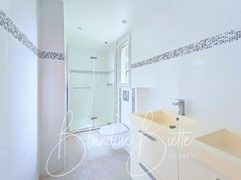 Maison - 156 m² - 7 pièces