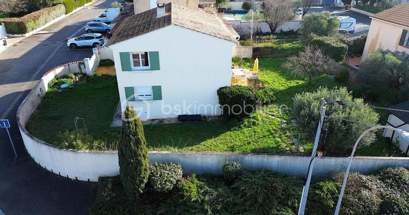 Maison - 102 m² - 5 pièces