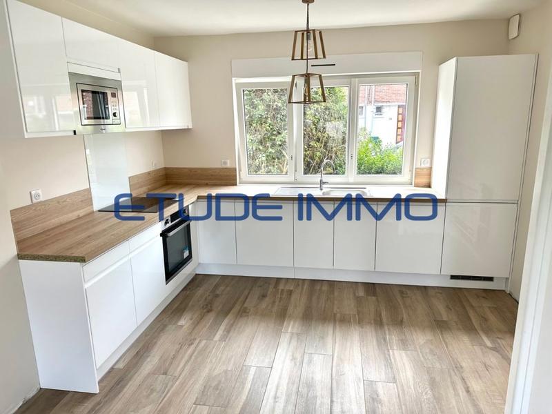 Maison - 76 m² - 4 pièces