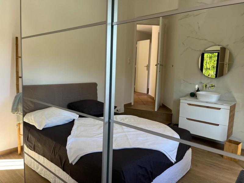 Maison - 104 m² - 4 pièces