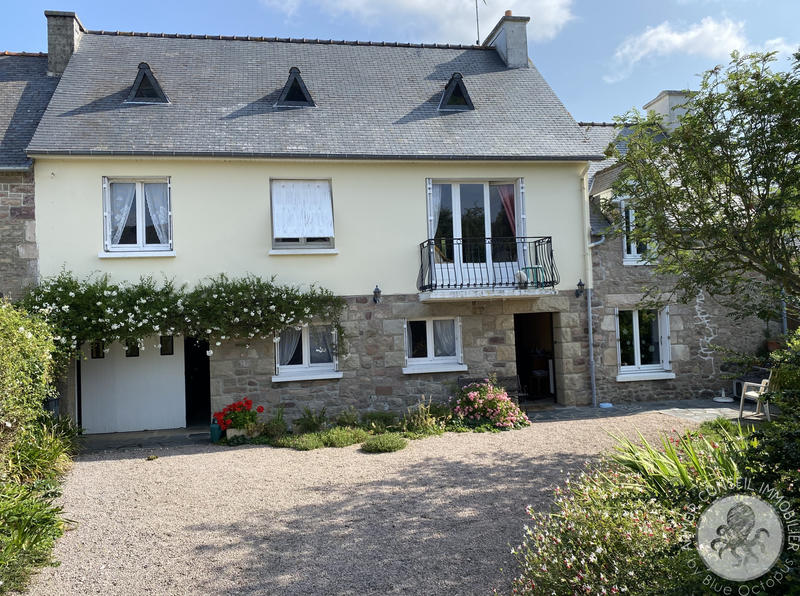 Maison - 147 m² - 7 pièces