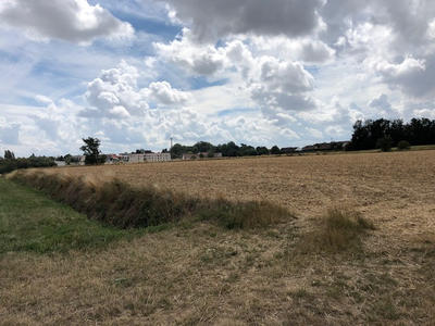 Terrain - 19 083 m²