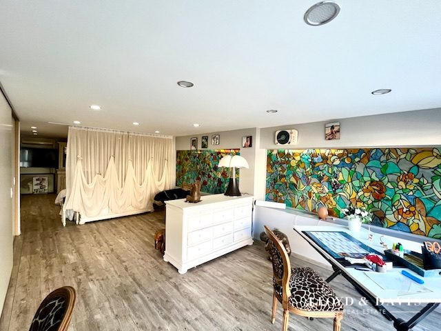 Duplex - 195 m² - 7 pièces